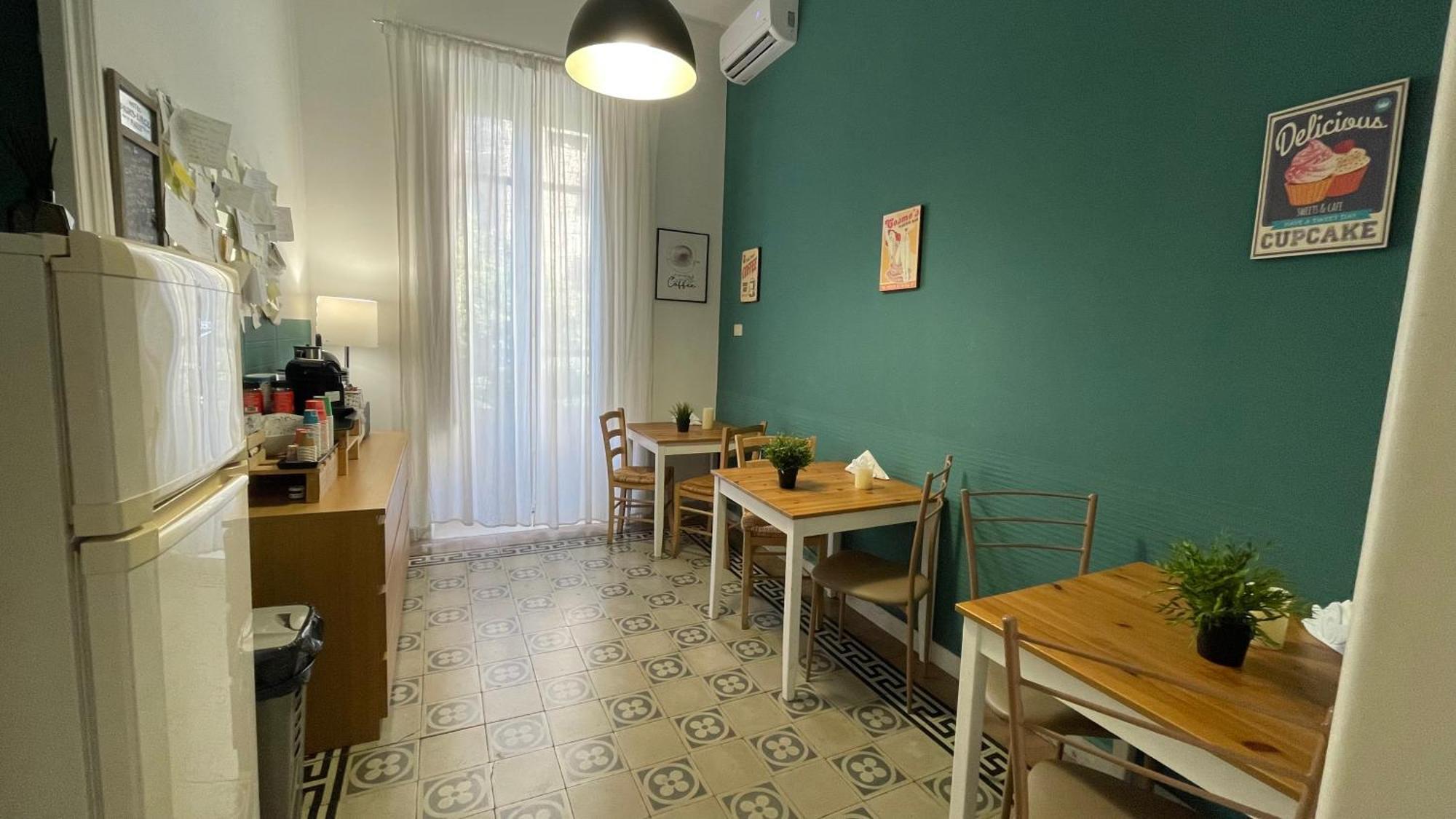 Bb Essenze Bed & Breakfast ปาแลร์โม ภายนอก รูปภาพ