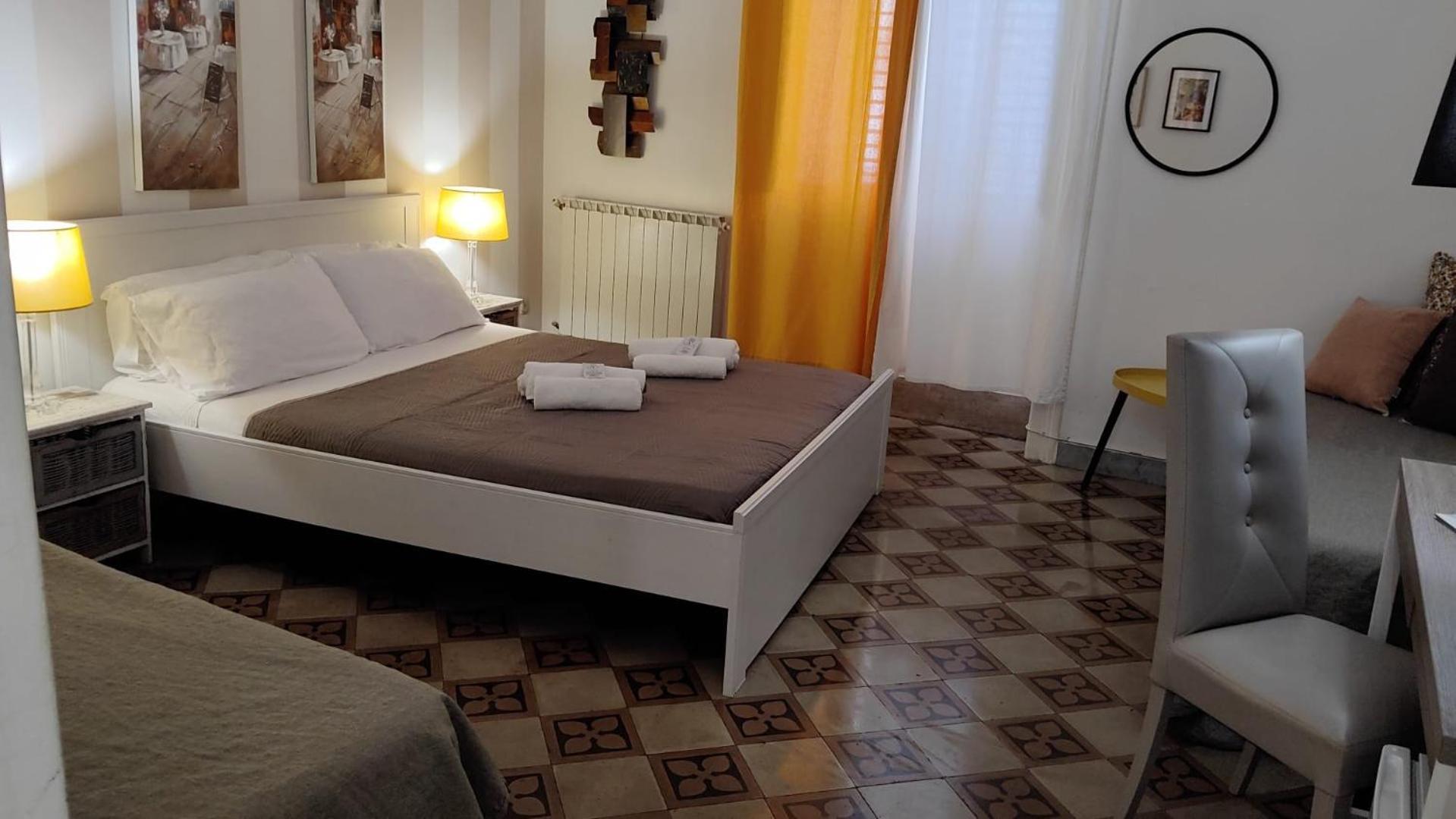 Bb Essenze Bed & Breakfast ปาแลร์โม ภายนอก รูปภาพ