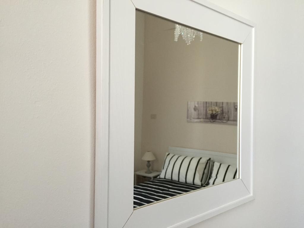 Bb Essenze Bed & Breakfast ปาแลร์โม ภายนอก รูปภาพ